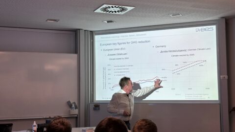 Zum Artikel "1. Energy Talk am Lehrstuhl für Elektrische Energiesysteme"